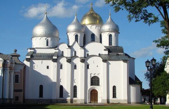 15 февраля 1045 года началось строительство Софийского собора в Новгороде