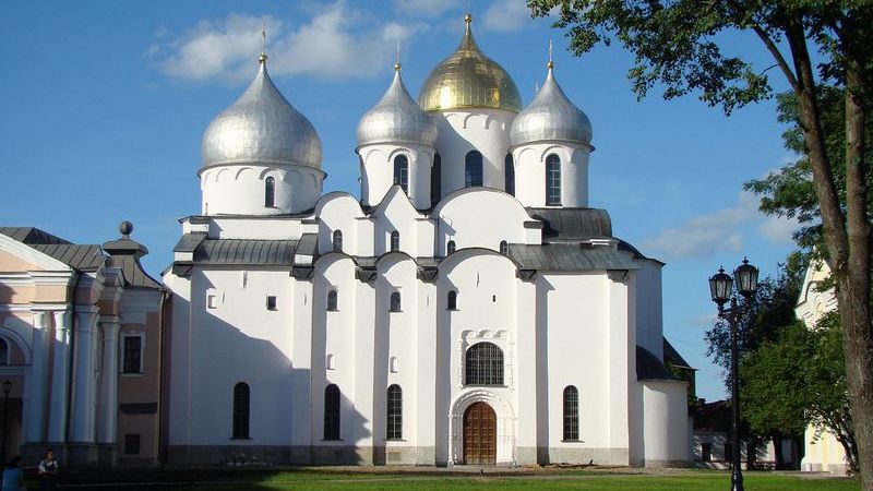 15 февраля 1045 года началось строительство Софийского собора в Новгороде